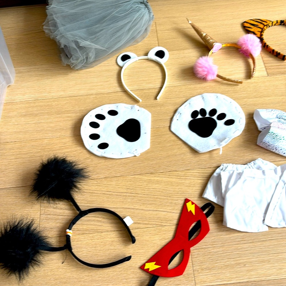 Dress up play clothes